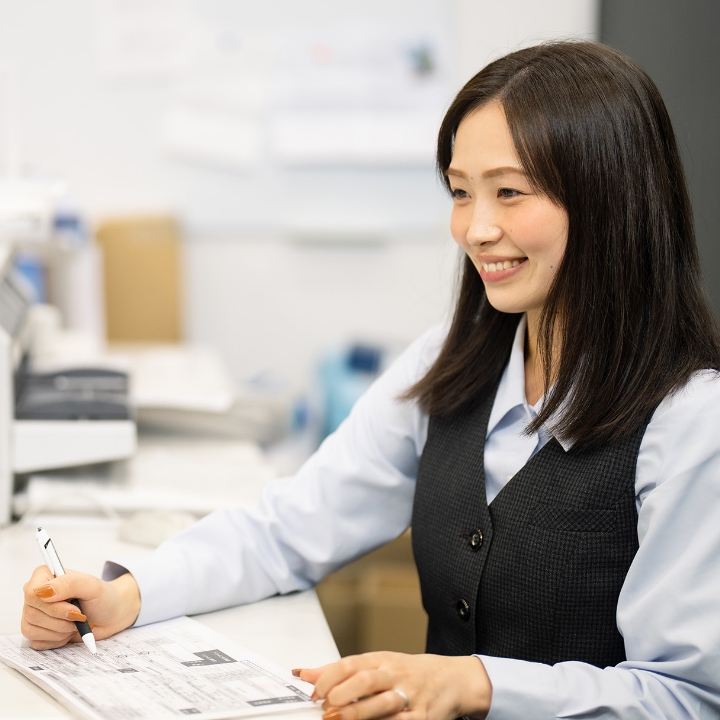 オフィススタッフ