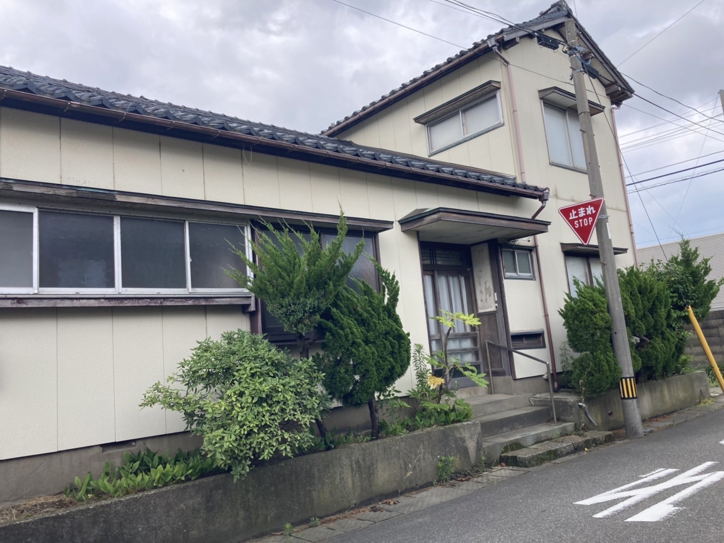 木造2階建　56坪