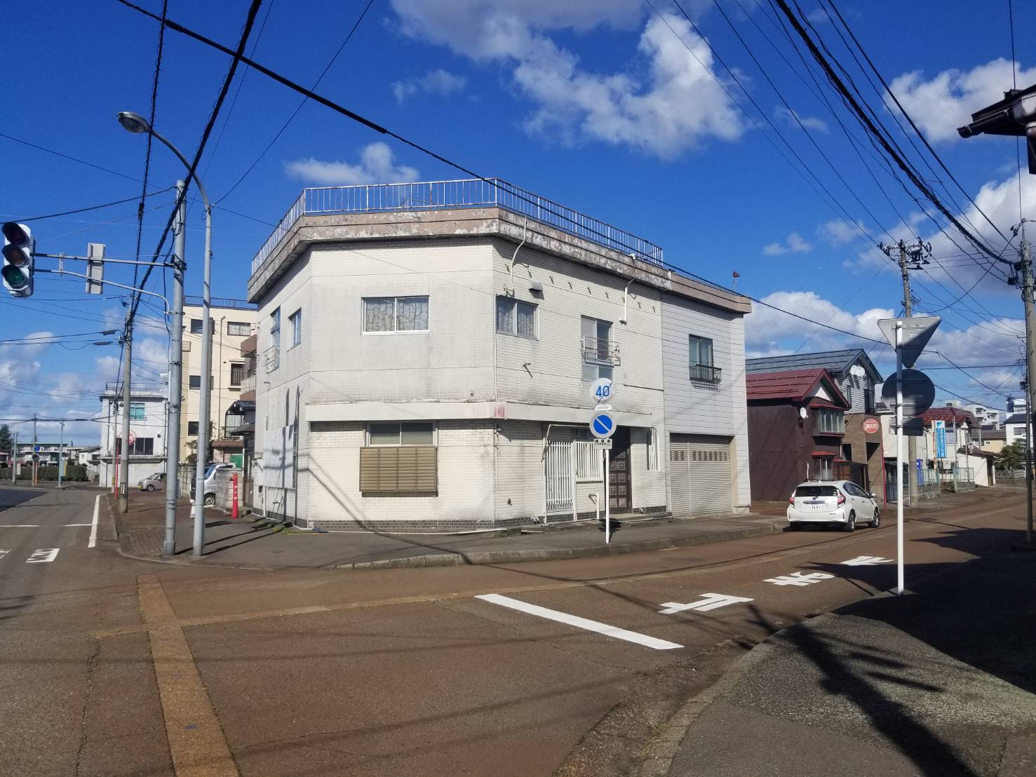 鉄骨造2階建　74坪